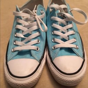 Light blue converse